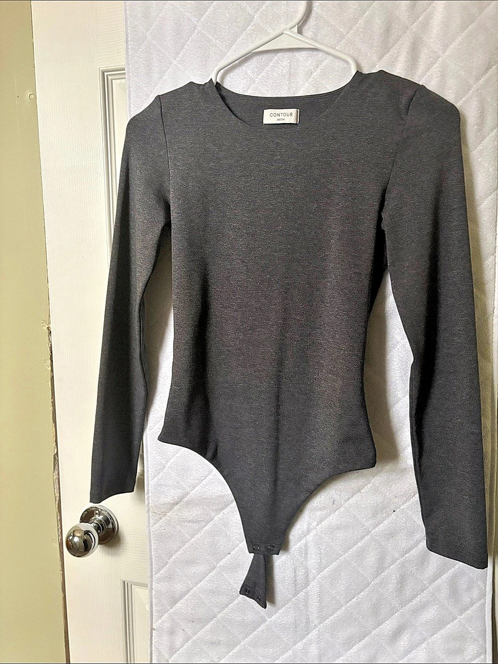 Aritzia Contour Crew Longsleeve Bodysuit Gray Small